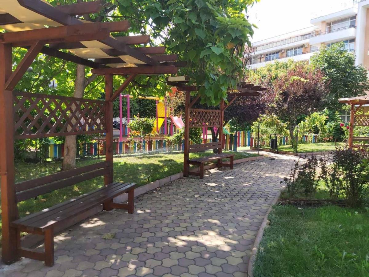 סאני ביץ' Holiday Apartments Grand Kamelia מראה חיצוני תמונה