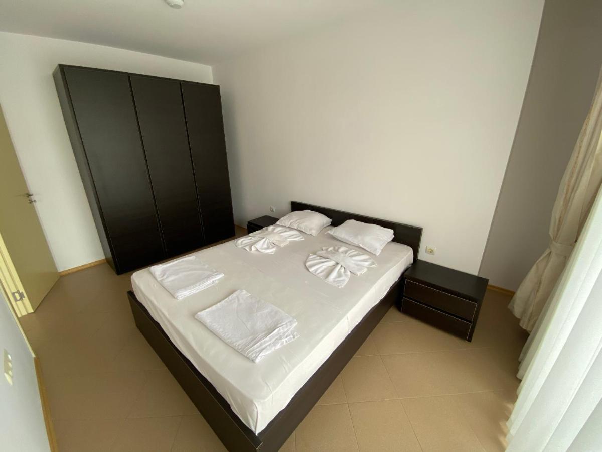 סאני ביץ' Holiday Apartments Grand Kamelia מראה חיצוני תמונה