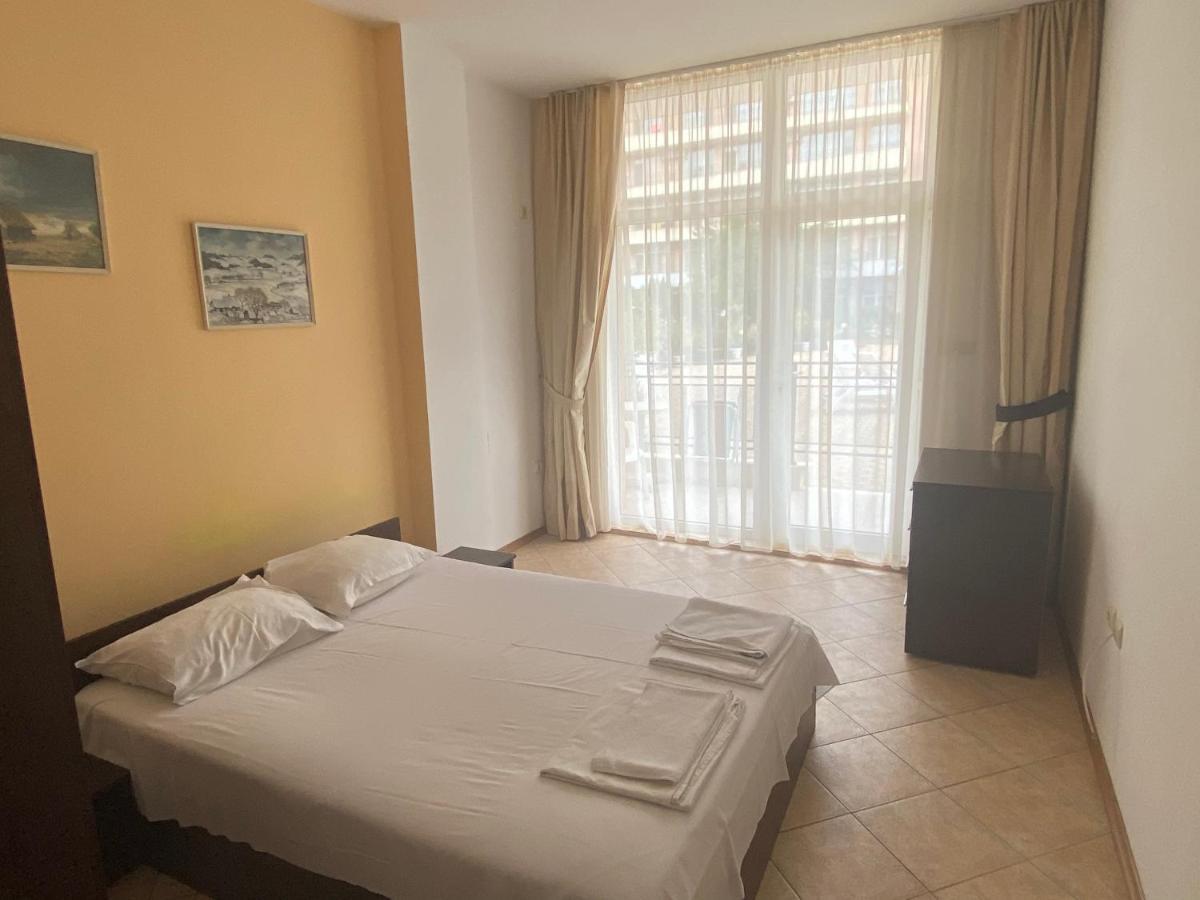 סאני ביץ' Holiday Apartments Grand Kamelia מראה חיצוני תמונה