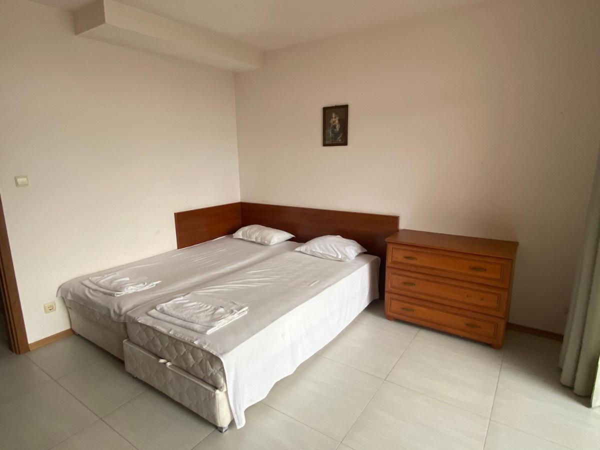 סאני ביץ' Holiday Apartments Grand Kamelia מראה חיצוני תמונה