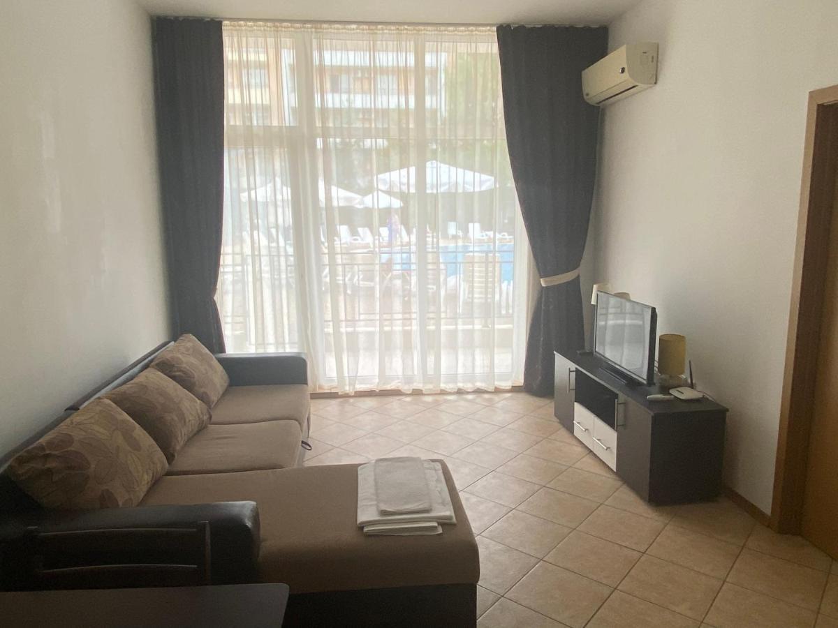 סאני ביץ' Holiday Apartments Grand Kamelia מראה חיצוני תמונה