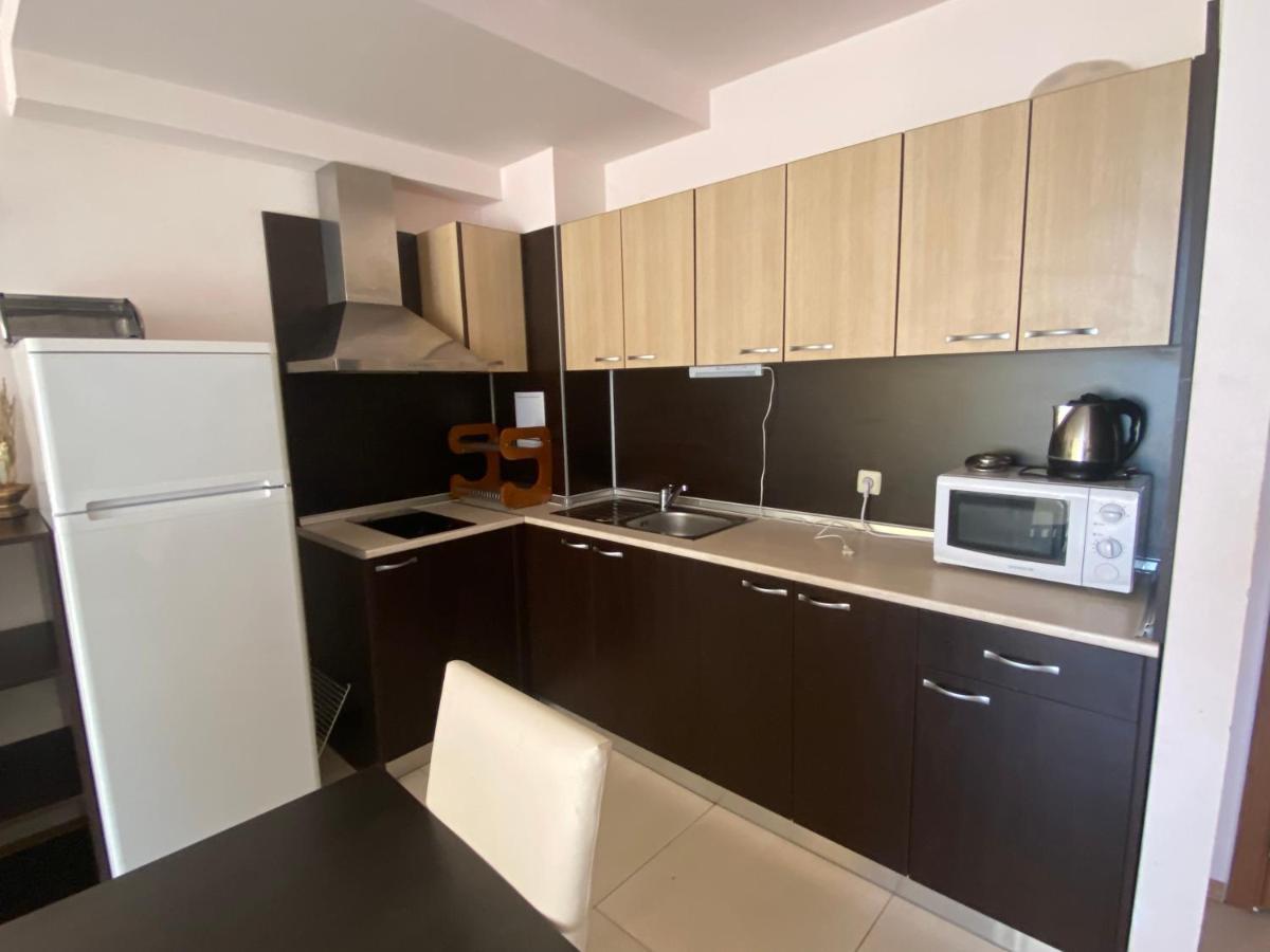 סאני ביץ' Holiday Apartments Grand Kamelia מראה חיצוני תמונה
