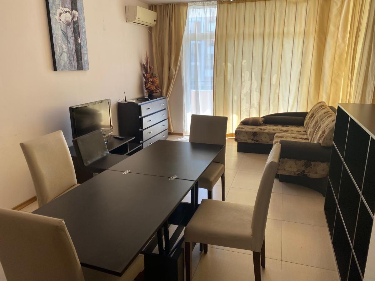 סאני ביץ' Holiday Apartments Grand Kamelia מראה חיצוני תמונה