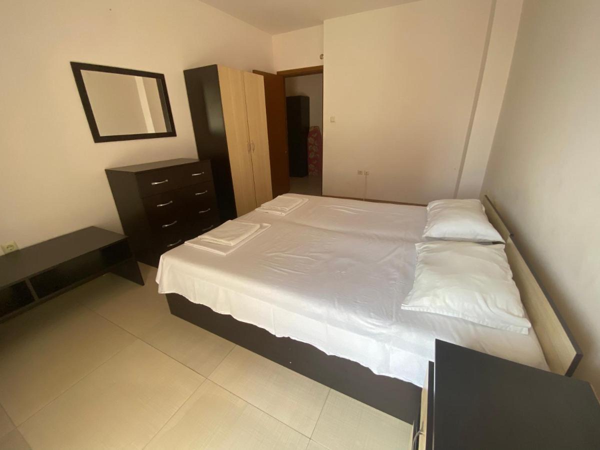 סאני ביץ' Holiday Apartments Grand Kamelia מראה חיצוני תמונה